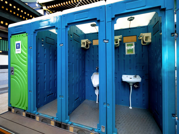 Best Luxury portable toilet rental  in Roaming Shores, OH