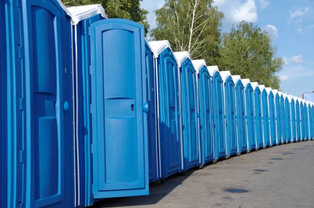 Best Porta potty delivery and setup  in Roaming Shores, OH